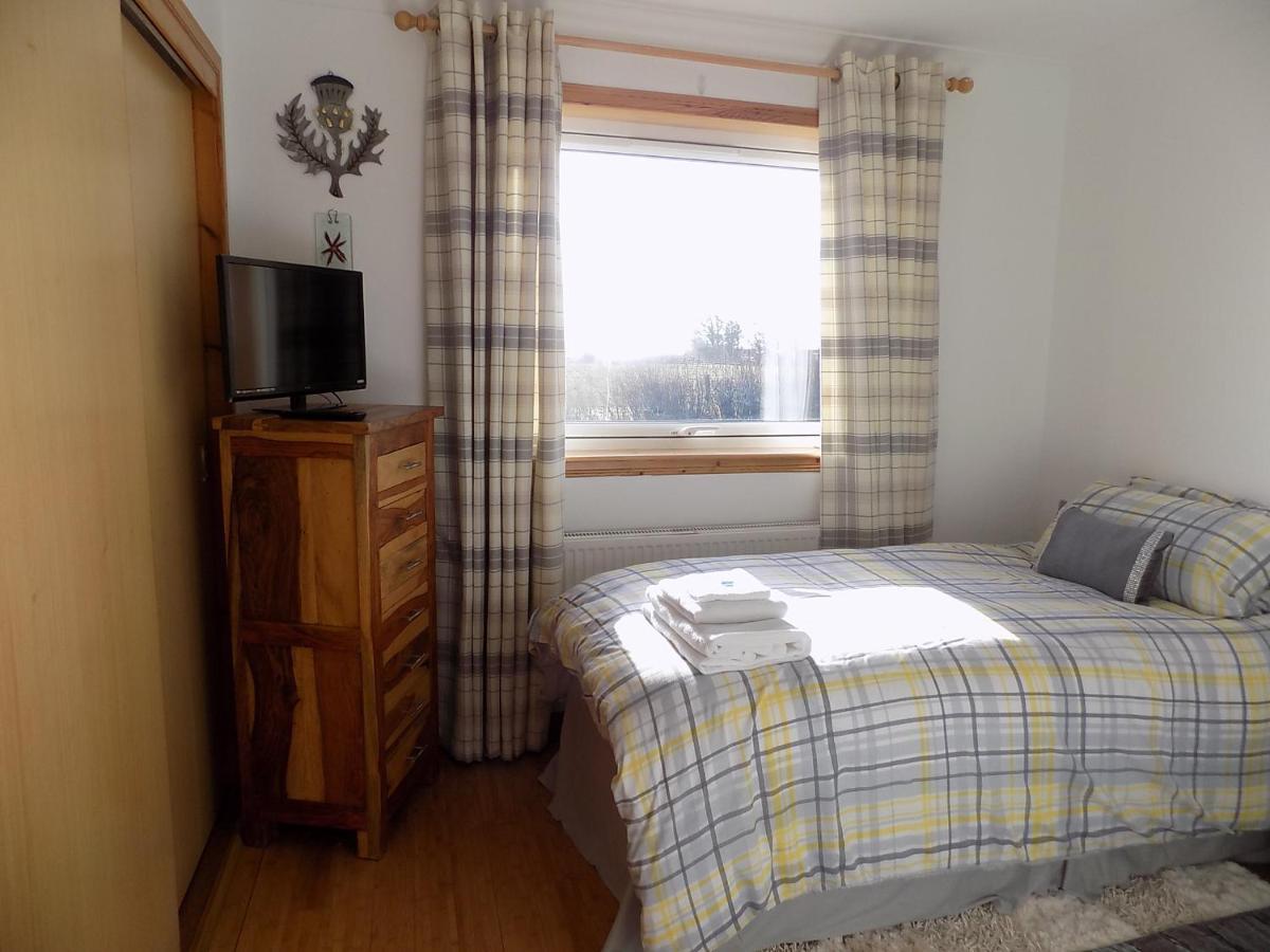 Carrig Lios Bed & Breakfast Thurso Bagian luar foto